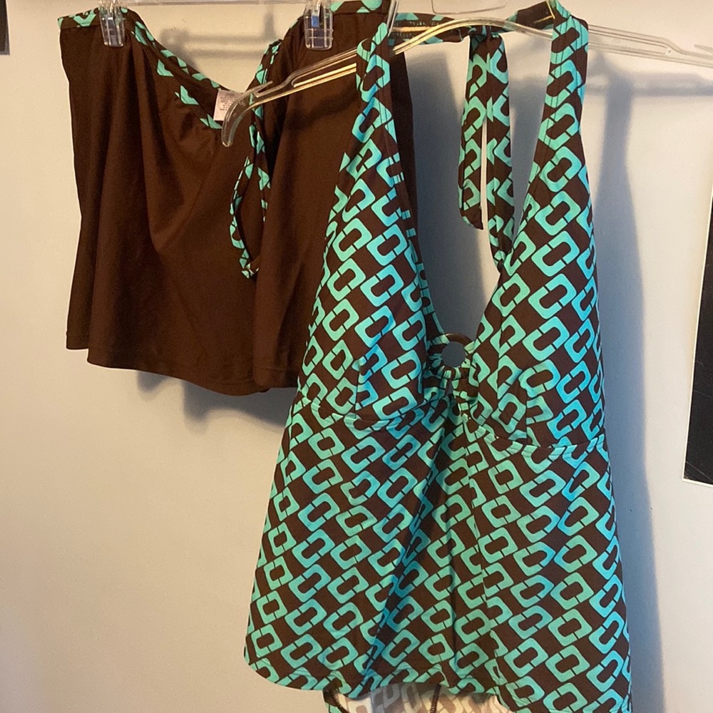 Plus size tankini.